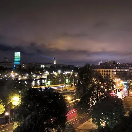 Apartment Heart Of And Magical View Of The Seine River By Weekome